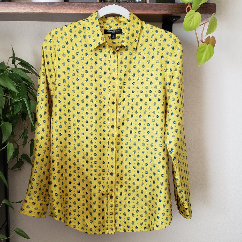 Banana Republic Silk Top, Size Small